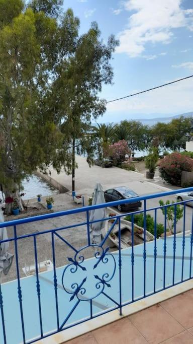 Στούντιο Με Θέα Τη Θάλασσα Lägenhet Itea Exteriör bild